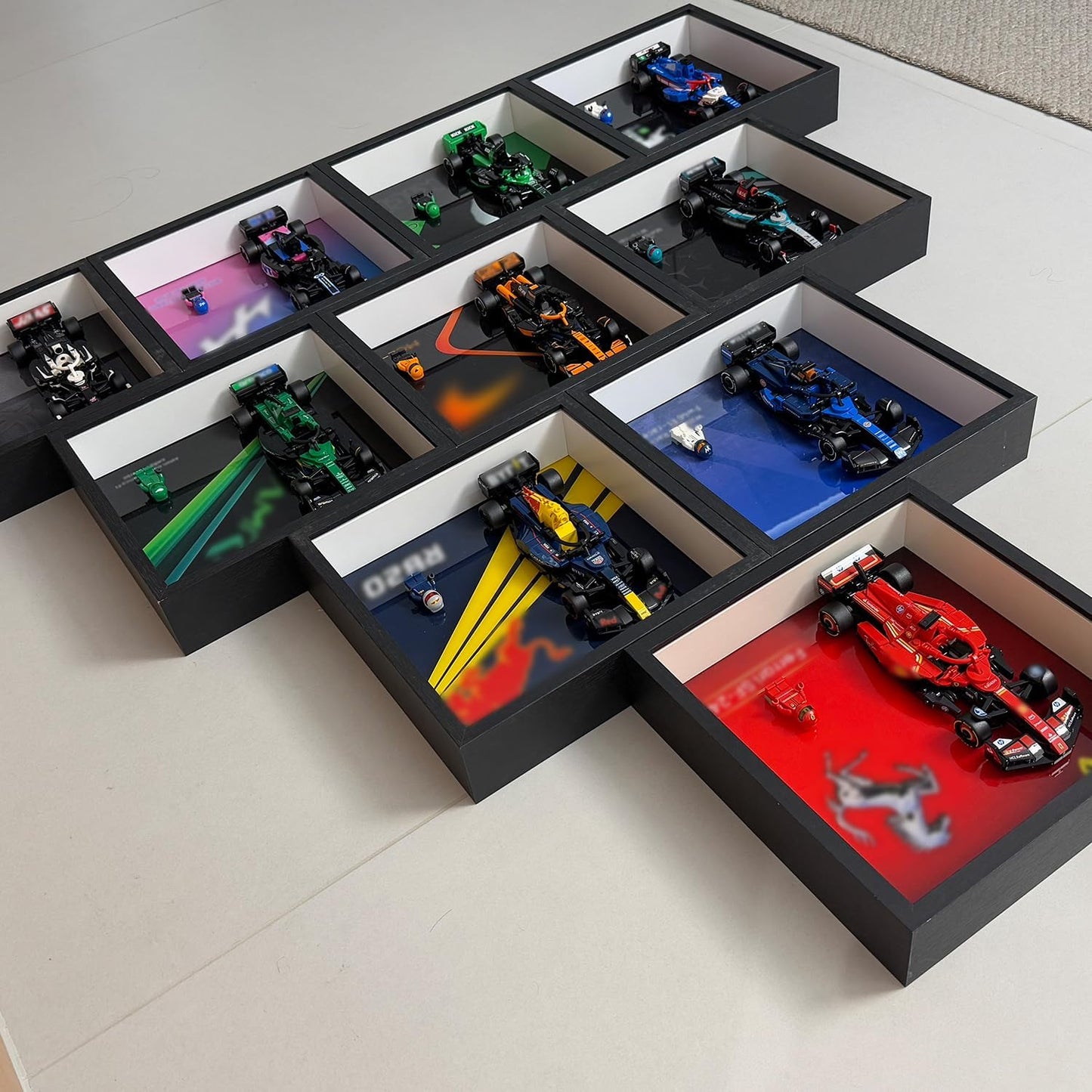 F1 Team Edition 10-Car Racing Model Collection with Themed Background Displays & Mini Figures