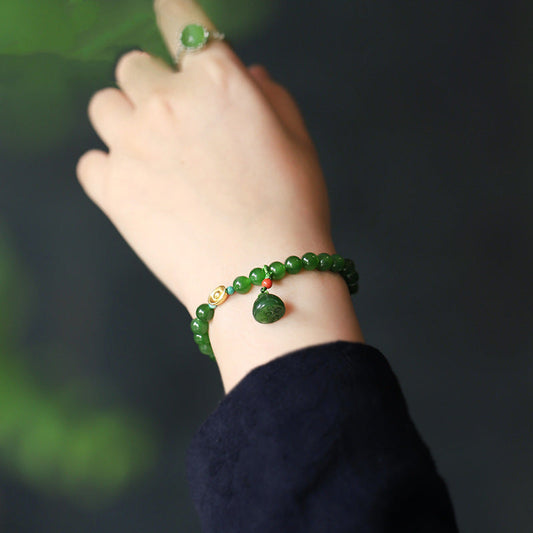 Lotus pod Natural Emerald Jade Stone Necklace