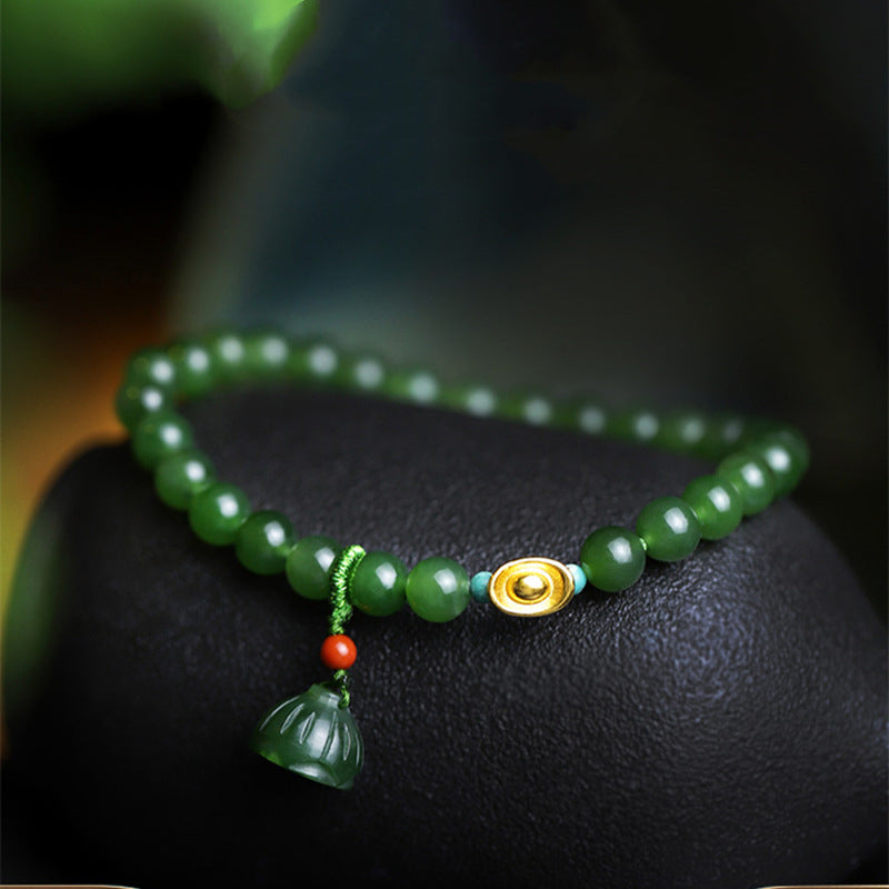 Lotus pod Natural Emerald Jade Stone Necklace