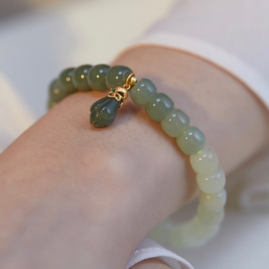 Lily of the Valley  Natural Gradient Emerald Jade stone Bracelet